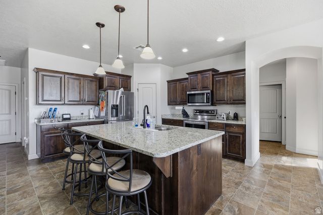 156 E HOLLY WAY, Washington, UT 84780