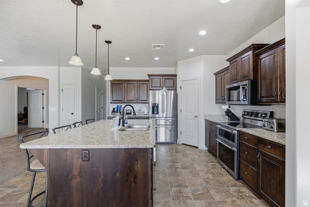 156 E HOLLY WAY, Washington, UT 84780