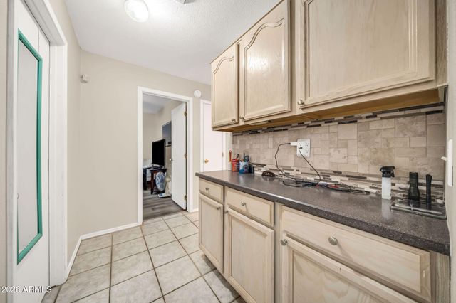 17424 N 1ST Avenue, Phoenix, AZ 85023