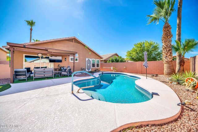 17424 N 1ST Avenue, Phoenix, AZ 85023
