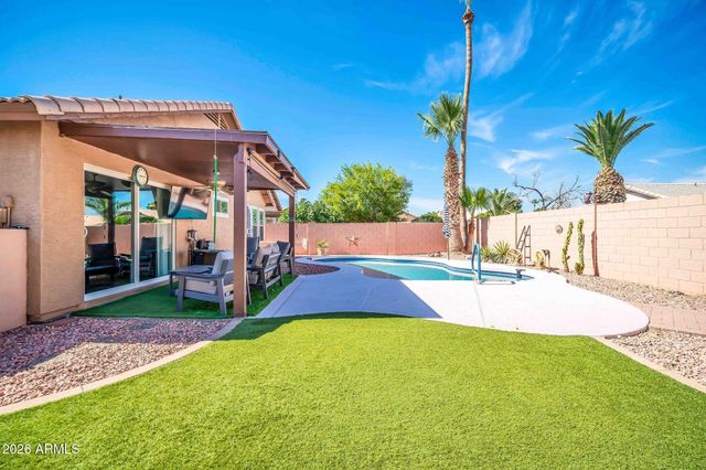 17424 N 1ST Avenue, Phoenix, AZ 85023