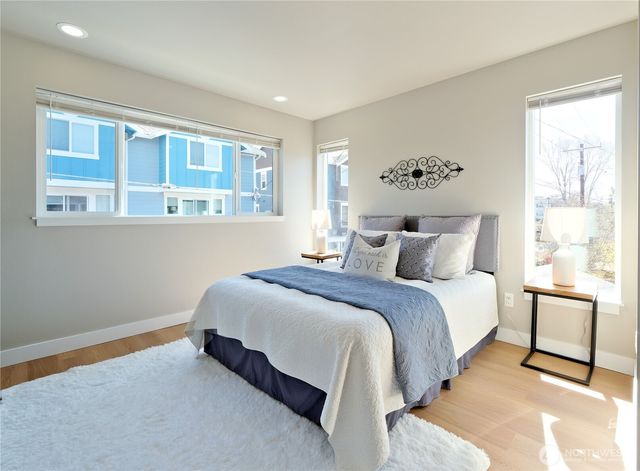 4834 25th Avenue SW, Seattle, WA 98106