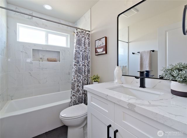 4834 25th Avenue SW, Seattle, WA 98106