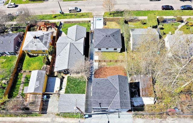 4834 25th Avenue SW, Seattle, WA 98106