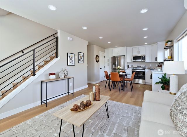 4834 25th Avenue SW, Seattle, WA 98106