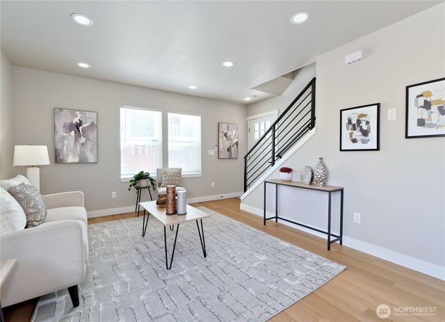 4834 25th Avenue SW, Seattle, WA 98106