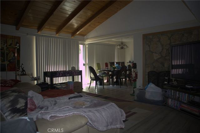 7845 Sausalito, West Hills, CA 91304