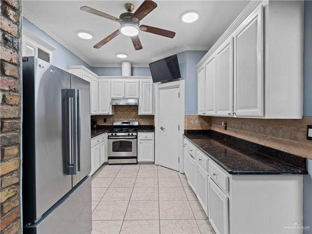 5512 Lakota Drive, Edinburg, TX 78542