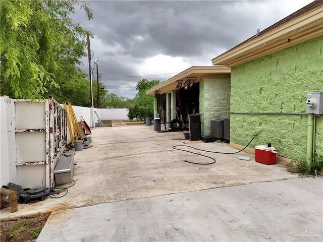5512 Lakota Drive, Edinburg, TX 78542