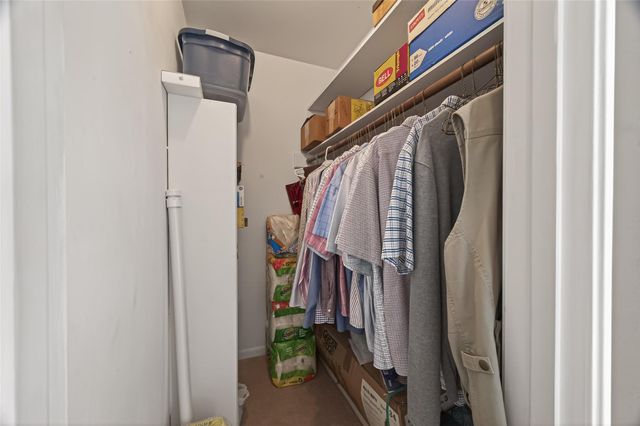 8410 Twin Hills Drive, Houston, TX 77071