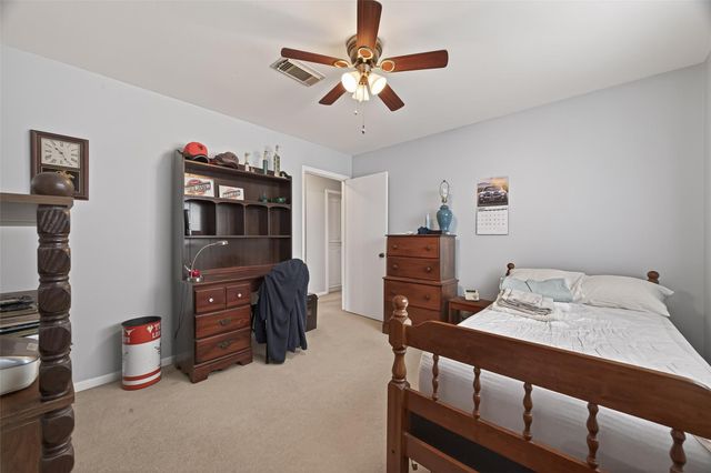 8410 Twin Hills Drive, Houston, TX 77071