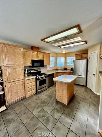 1536 S State Street 99, Hemet, CA 92543