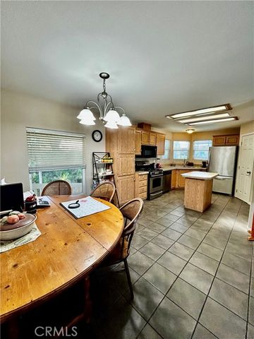 1536 S State Street 99, Hemet, CA 92543