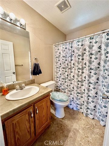 1536 S State Street 99, Hemet, CA 92543