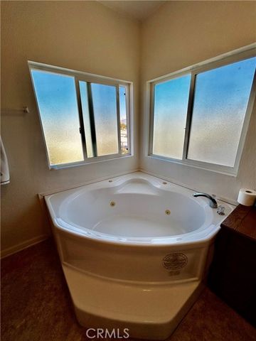 1536 S State Street 99, Hemet, CA 92543