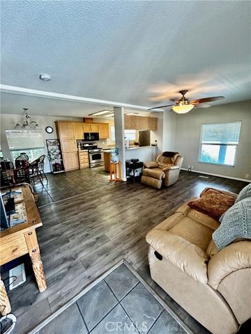 1536 S State Street 99, Hemet, CA 92543