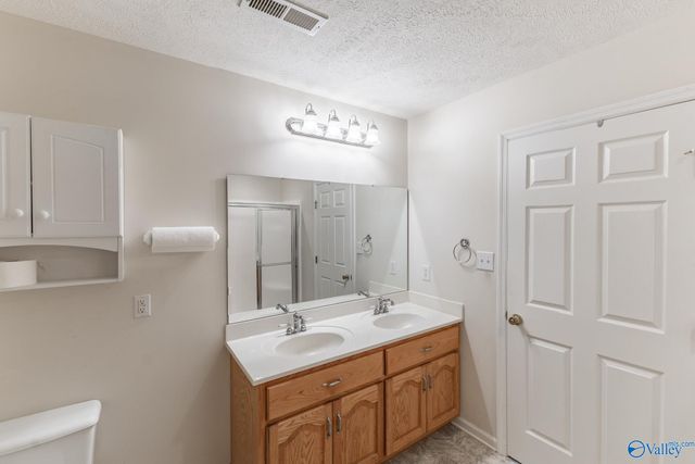 105 Canterbury Circle, Athens, AL 35611