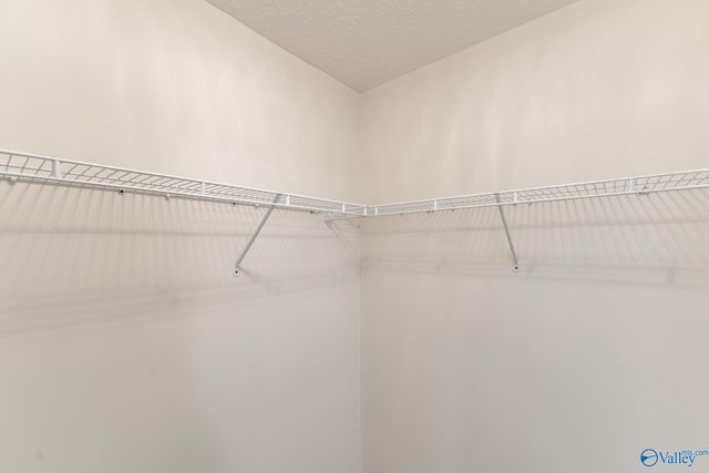 105 Canterbury Circle, Athens, AL 35611