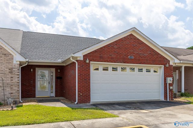 105 Canterbury Circle, Athens, AL 35611