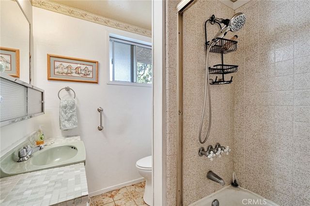 27636 Seco Canyon Road, Saugus, CA 91350