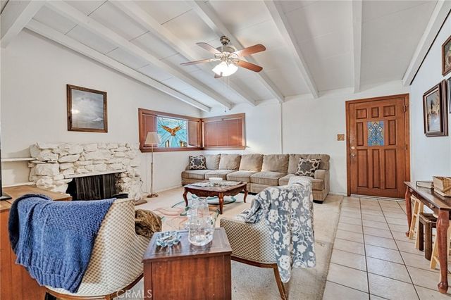 27636 Seco Canyon Road, Saugus, CA 91350