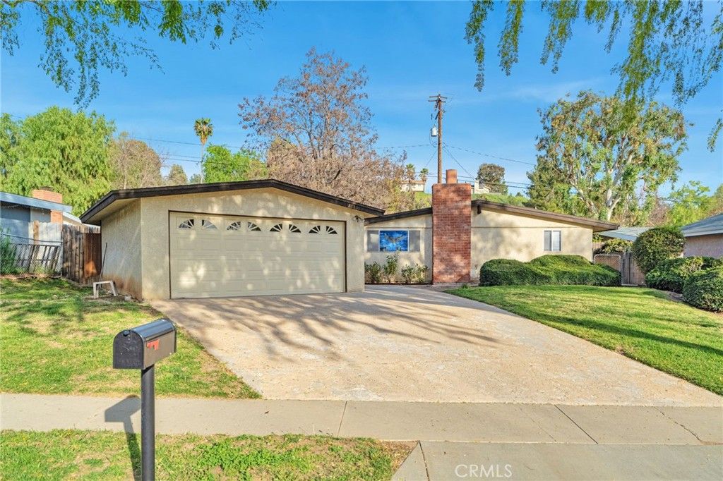 27636 Seco Canyon Road, Saugus, CA 91350