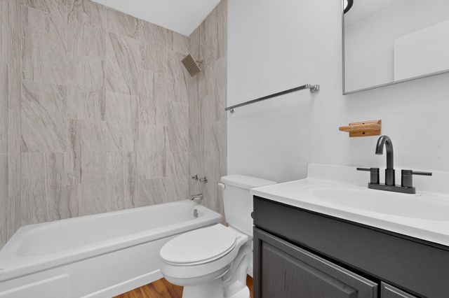 6035 Staubach Avenue NW, Albuquerque, NM 87120