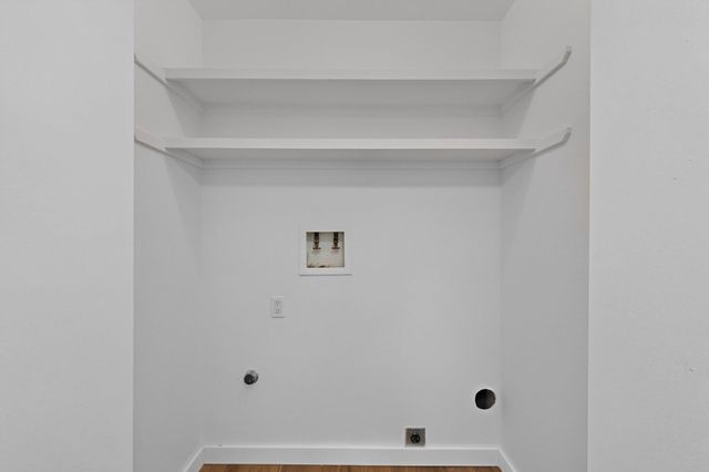 6035 Staubach Avenue NW, Albuquerque, NM 87120