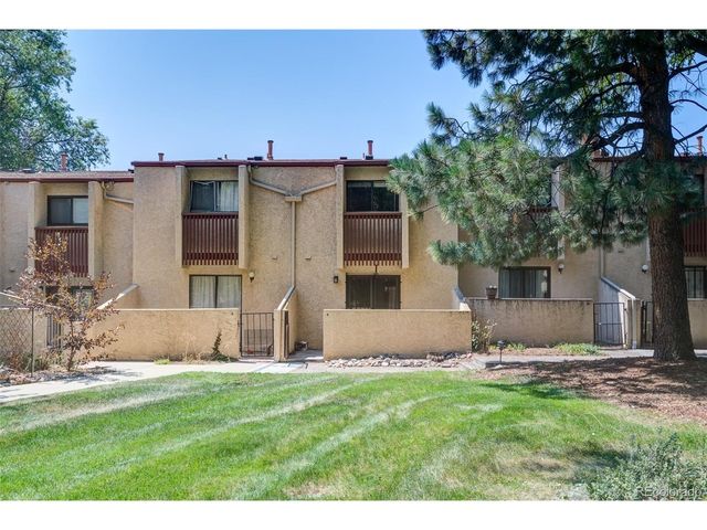 1060 S Parker Rd 9, Denver, CO 80231