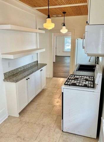 1511 Scharpe Street 2, Houston, TX 77023