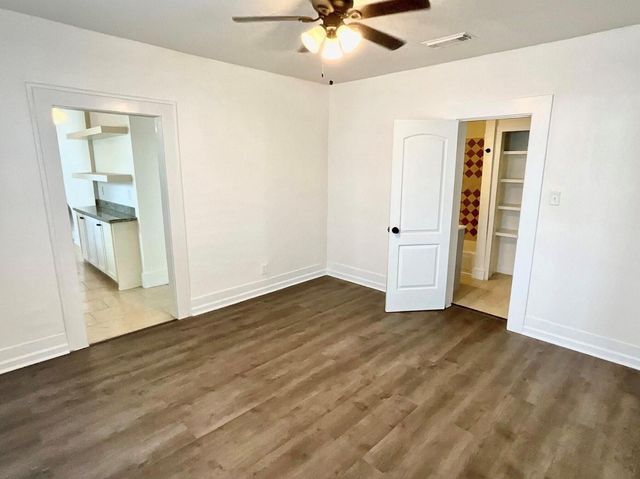 1511 Scharpe Street 2, Houston, TX 77023