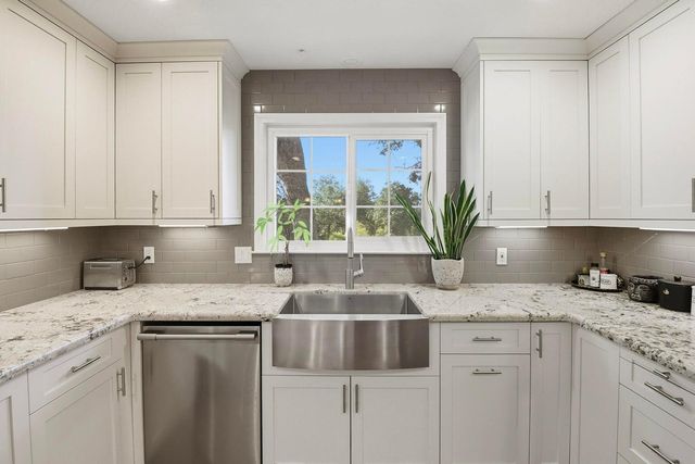 19650 Russell Lane, Cottonwood, CA 96022