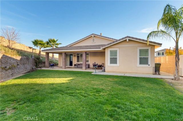 29762 Padilla Court, Highland, CA 92346