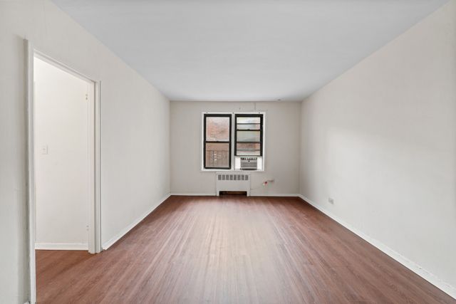 14336 Barclay Ave Apt 5E, New York City, NY 11355