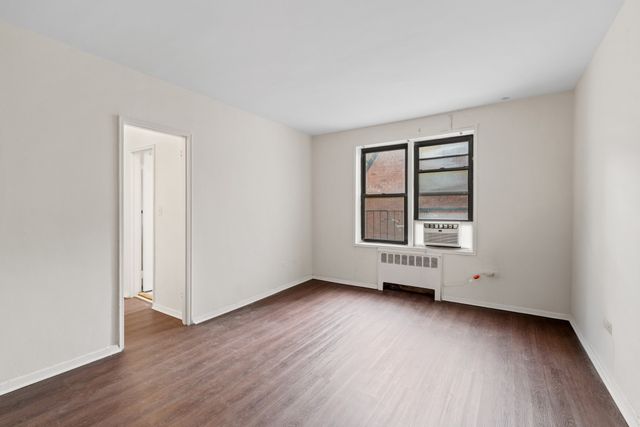 14336 Barclay Ave Apt 5E, New York City, NY 11355