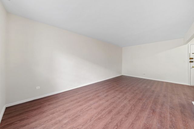 14336 Barclay Ave Apt 5E, New York City, NY 11355