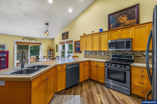 5860 Delaney Rd SE, Turner, OR 97392