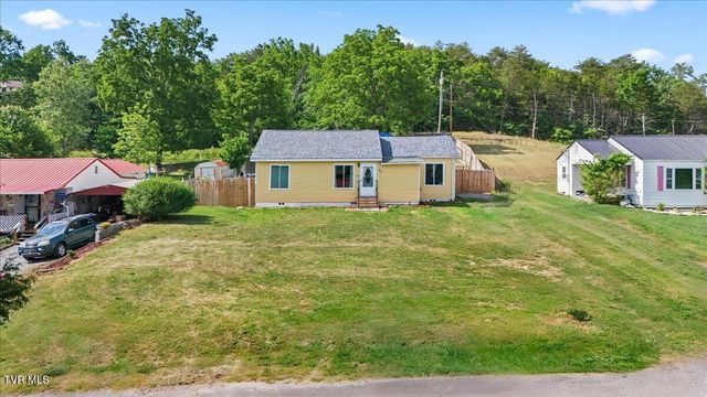 82 Greenway Street, Greeneville, TN 37743