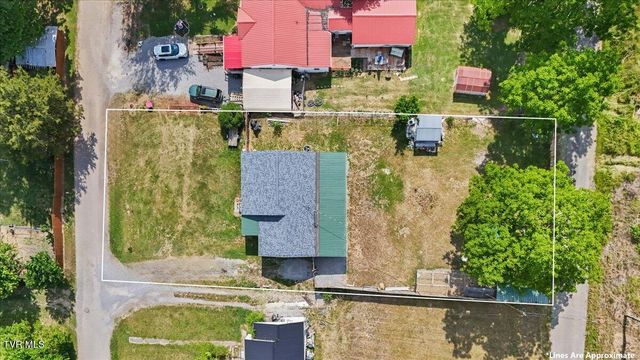 82 Greenway Street, Greeneville, TN 37743