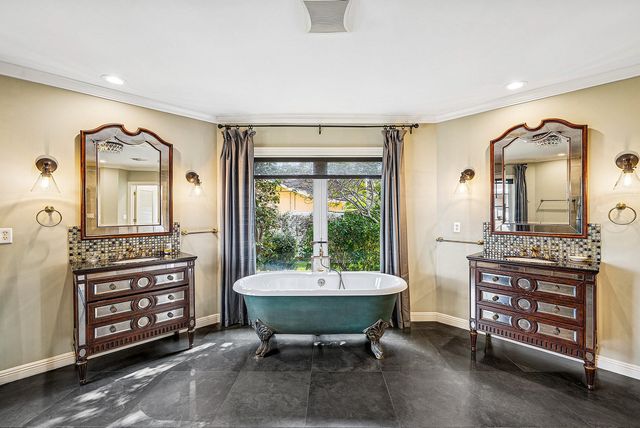 1103 NW 6th Avenue, Delray Beach, FL 33444