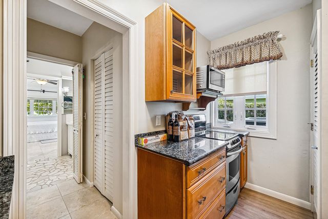 1103 NW 6th Avenue, Delray Beach, FL 33444