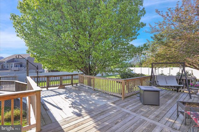 402 COLUMBUS ST, Wernersville, PA 19565
