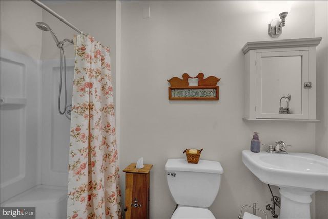 402 COLUMBUS ST, Wernersville, PA 19565