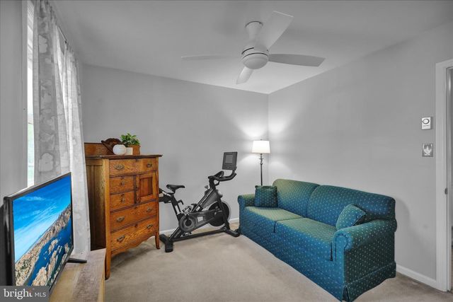 402 COLUMBUS ST, Wernersville, PA 19565