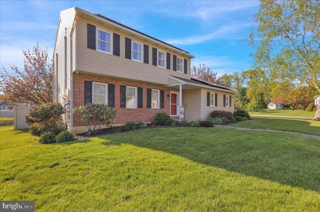 402 COLUMBUS ST, Wernersville, PA 19565