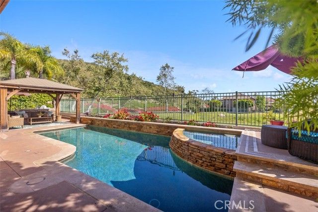 71 Golf Ridge Drive, Rancho Santa Margarita, CA 92679
