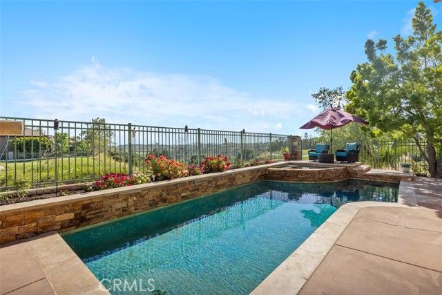 71 Golf Ridge Drive, Rancho Santa Margarita, CA 92679