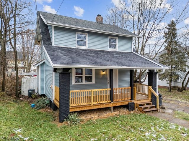 2711 Blair Place SW, Canton, OH 44710