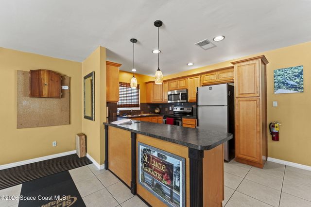 201 Saint Lucie Lane 407, Cocoa Beach, FL 32931