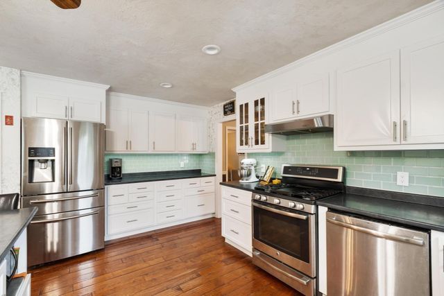 53 Hardy Drive, Leominster, MA 01453